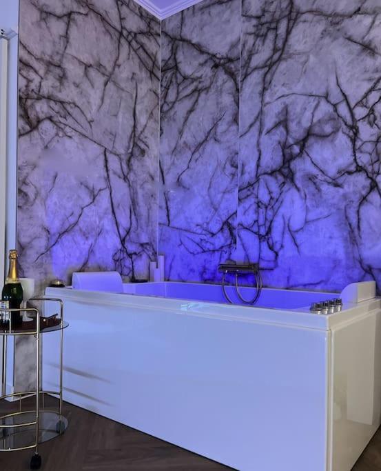 Les Chambres D Excellence Spa Sète Extérieur photo